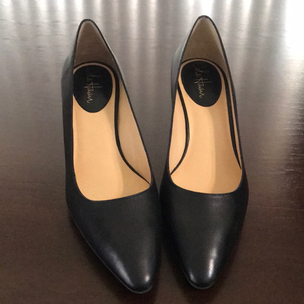 Cole Haan 8.5 Black Leather Heels
